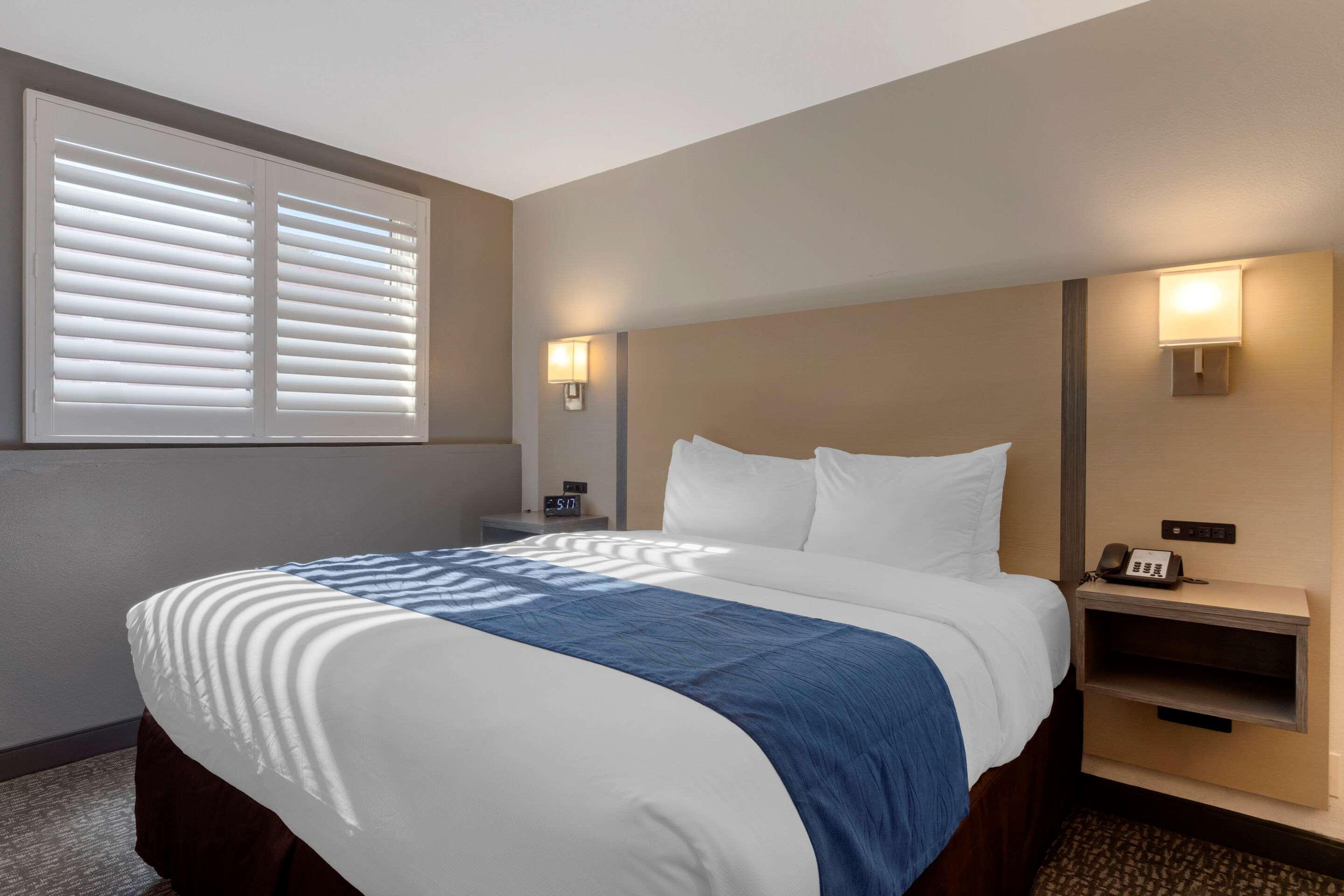 Comfort Inn San Diego Miramar Bagian luar foto