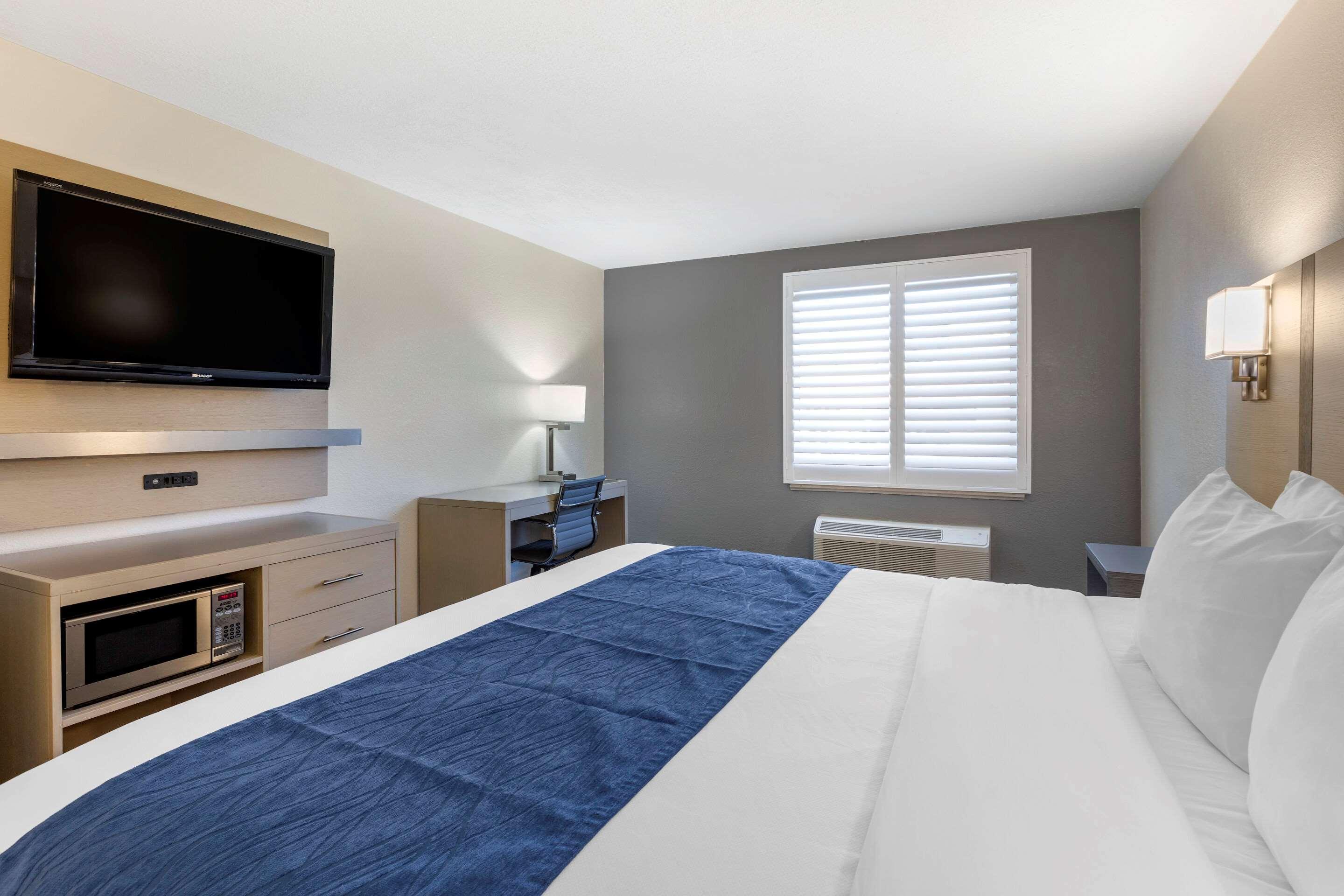Comfort Inn San Diego Miramar Bagian luar foto